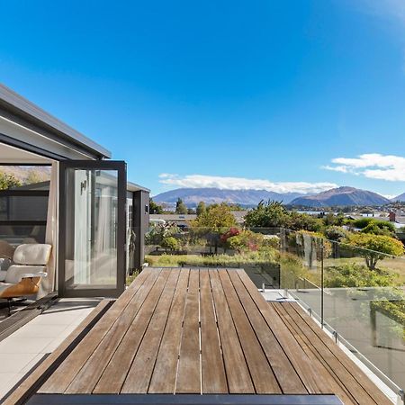 Tenby Apartments Wanaka Exterior photo