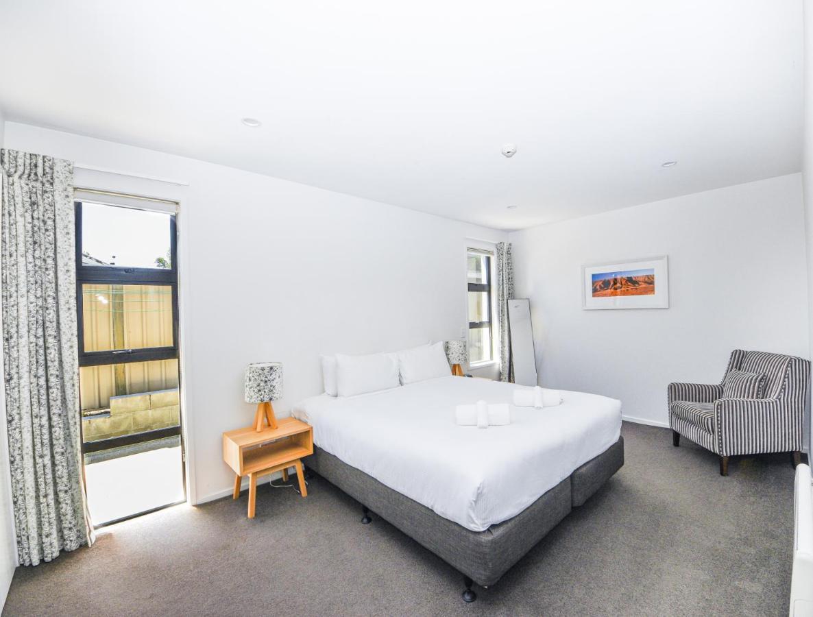 Tenby Apartments Wanaka Exterior photo