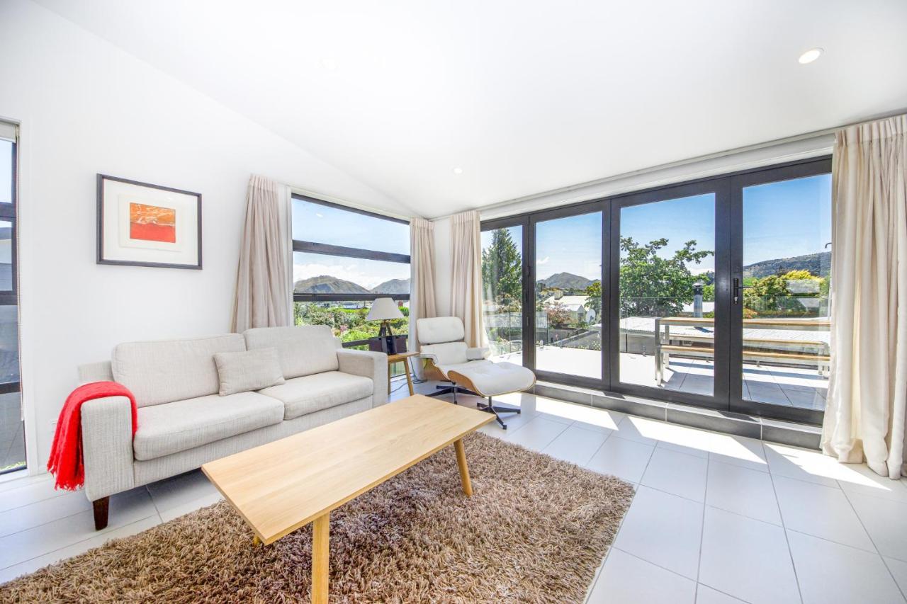 Tenby Apartments Wanaka Exterior photo