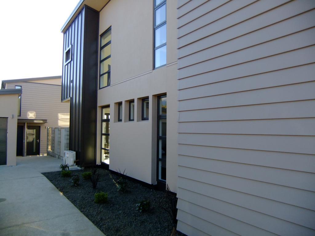 Tenby Apartments Wanaka Exterior photo